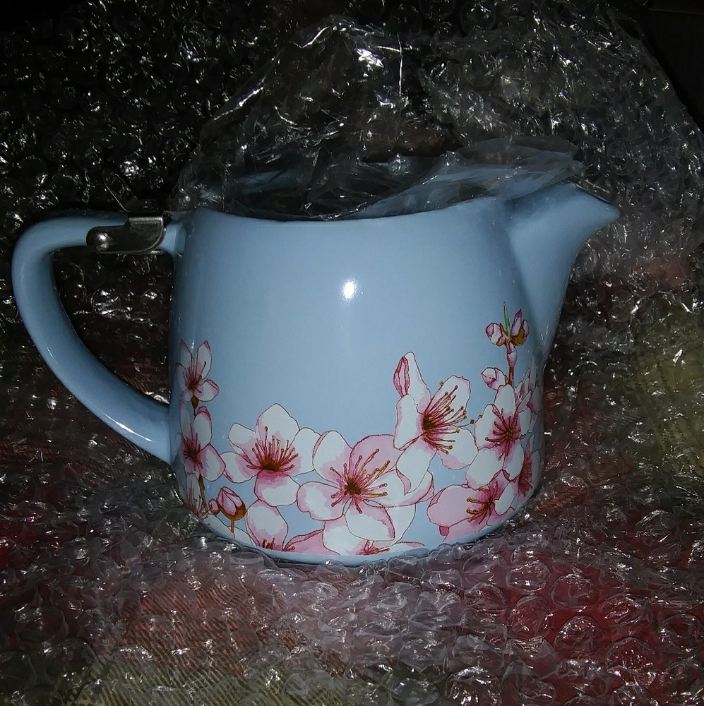 Alfred Teapot